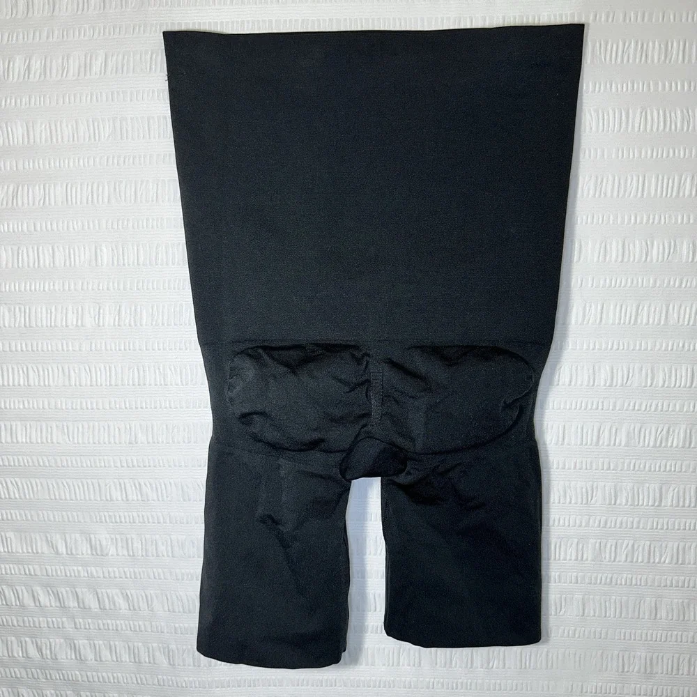 Spanx Assets Boy Short Shapewear Undergarment Bottom Shaping M - Picture 5 of 7